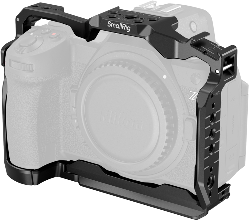 SmallRig 4519 Camera Cage for Nikon Z6 III mustaa metallia on asennettu haalistuneeseen Nikon Z-sarjan kameraan, mikä korostaa häkin suojaavaa tukea ja useita lisävarusteiden kiinnityspisteitä.