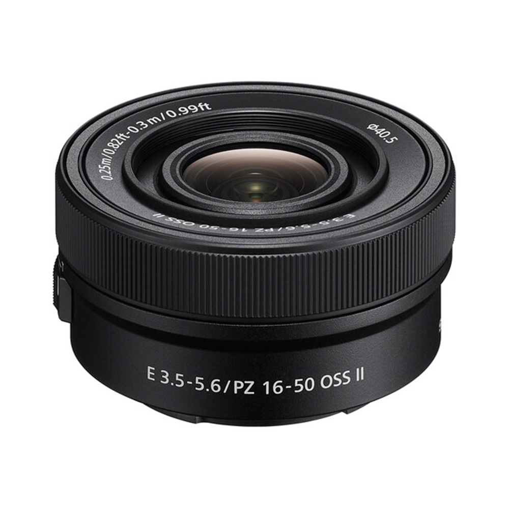 pz1650_1 The black Sony E PZ 16-50mm f/3.5-5.6 OSS II lens with focal length and aperture markings is shown on a white background.