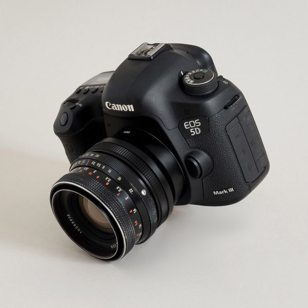 Urth Pentacon Six (P6) - Canon (EF / EF S) objektiiviadapteri