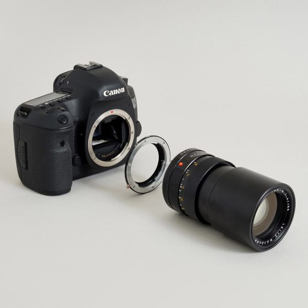 Urth Leica R - Canon (EF / EF S) lens adapter