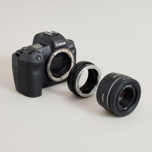 Urth Sony A (Minolta AF) - Canon RF lens adapter