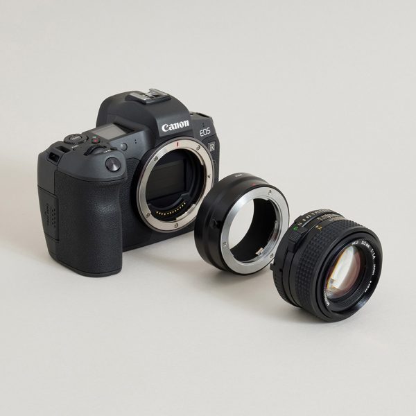 Urth Minolta Rokkor (SR / MD / MC) - Canon RF lens adapter