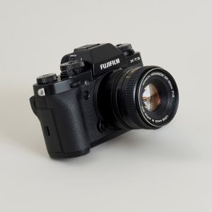Urth Konica AR - Fujifilm X objektiiviadapteri