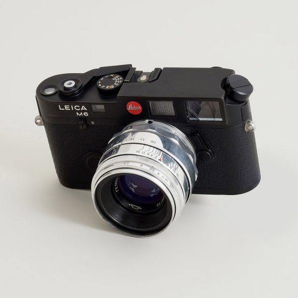 Urth M39 - Leica M objektiiviadapteri (35 135mm Frame Lines)