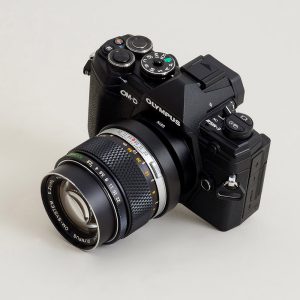 Urth Olympus OM - Micro Four Thirds (M4/3) lens adapter