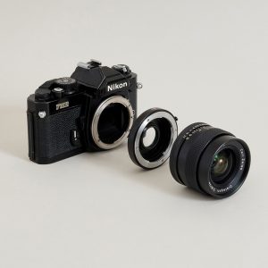 Urth Contax/Yashica (C/Y) - Nikon F lens adapter (with Optical Glass)