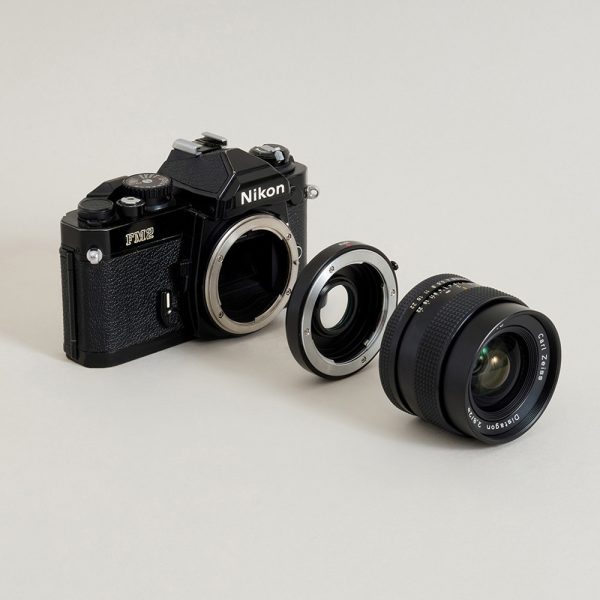 Urth Contax/Yashica (C/Y) - Nikon F lens adapter (with Optical Glass)