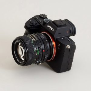 Urth Canon FD - Sony E lens adapter