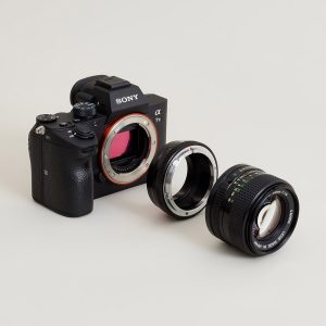 Urth Canon FD - Sony E lens adapter