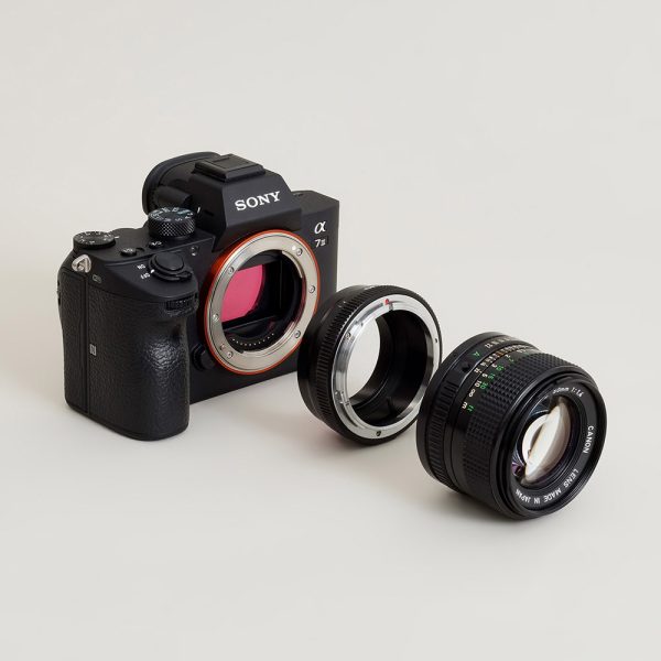 Urth Canon FD - Sony E lens adapter