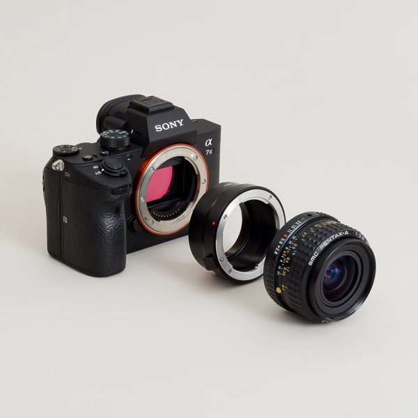 Urth Pentax K - Sony E lens adapter