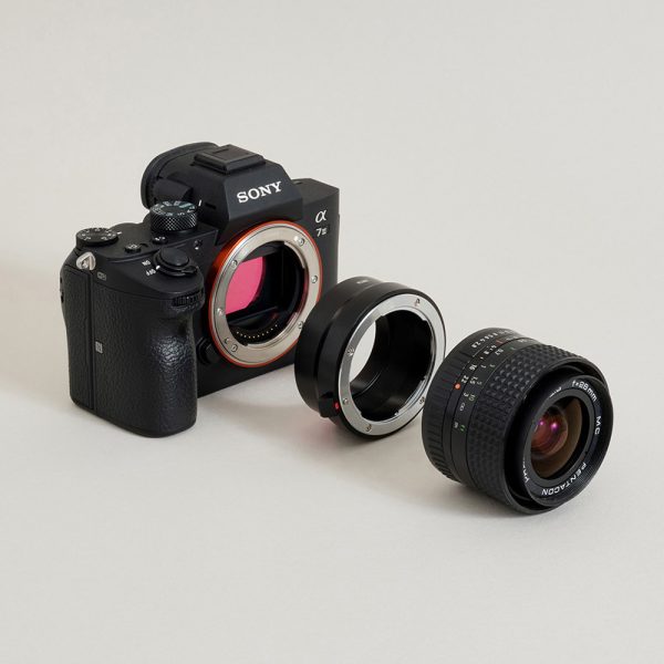 Urth Praktica B - Sony E lens adapter