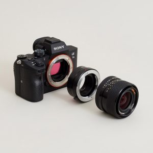 Urth Rollei SL35 (QBM) - Sony E lens adapter