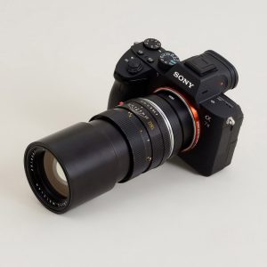 Urth Leica R - Sony E lens adapter