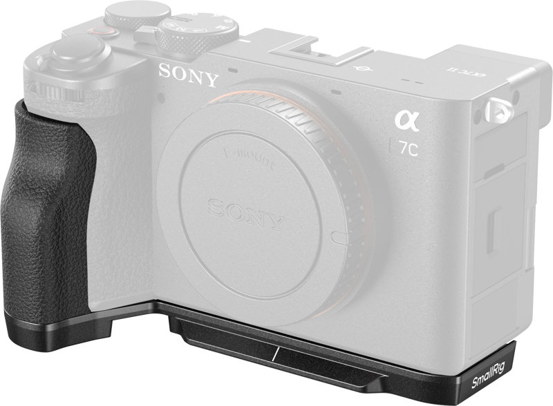 SmallRig 4797 L-muotoinen kiinnityslevy, jossa on silikonikahva, kiinnitetään Sony Alpha 7C II/Alpha 7CR -kameraan, mikä parantaa otetta ja vakautta mukavampaa kuvaamista varten.