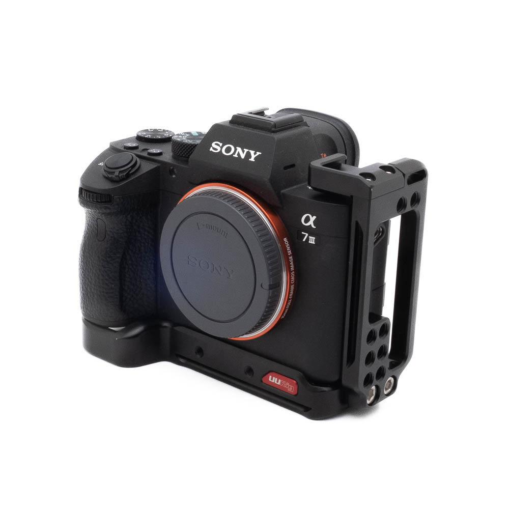 Sony A7 III + L-Rauta (SC 500, Kunto K5, sis.ALV24%) – Käytetty