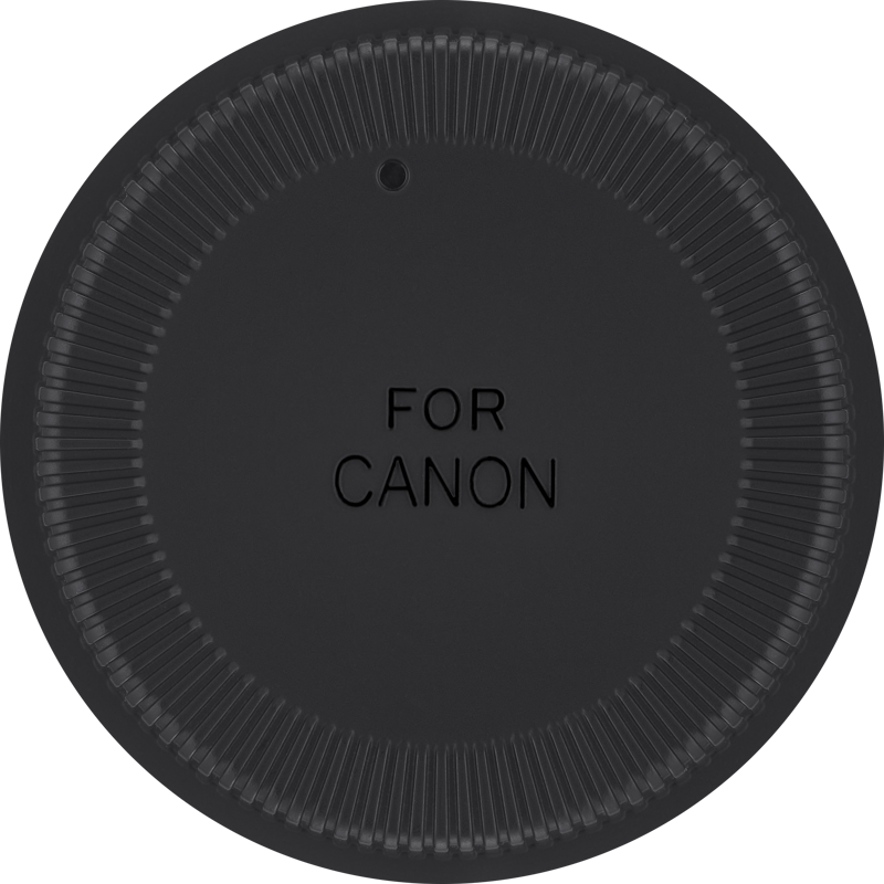 Musta Samyangin Canon EF:lle tarkoitettu takasuljin, jossa on harjattu reuna ja keskellä kohokuvio "FOR CANON".