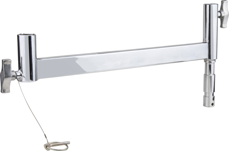 Kupo KS-059 Junior Offset Arm on kiiltävä kromattu metallivarsi, jossa on kahvat molemmissa päissä, langalla kiinnitettävä lukitustappi ja useita niveliä - ihanteellinen säädettäväksi kiinnitys- tai tukikannattimeksi.