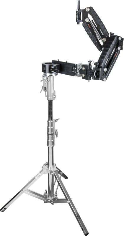 KUPO KS-663 Euro Mount Adapter (naaras) on musta-hopea lisävaruste, joka on suunniteltu ammattikäyttöön tarkoitettujen kameralaitteiden turvalliseen kiinnittämiseen ja jossa on kestävä rakenne ja luotettava lukitusmekanismi.