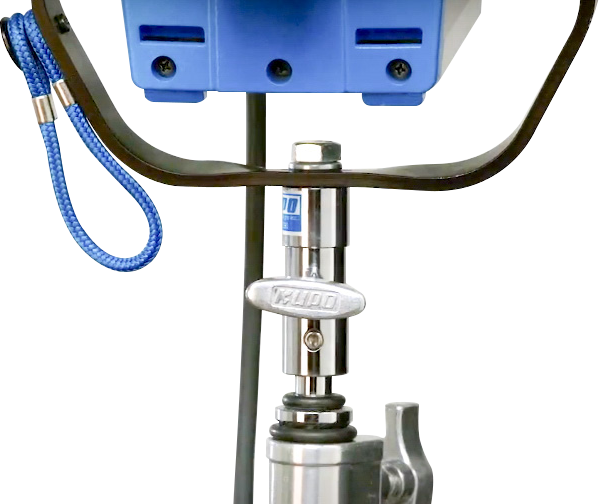 Kupo KS-090 Yoke To Stand Adapter 28mm Stud 16mm Socket (TVMP)