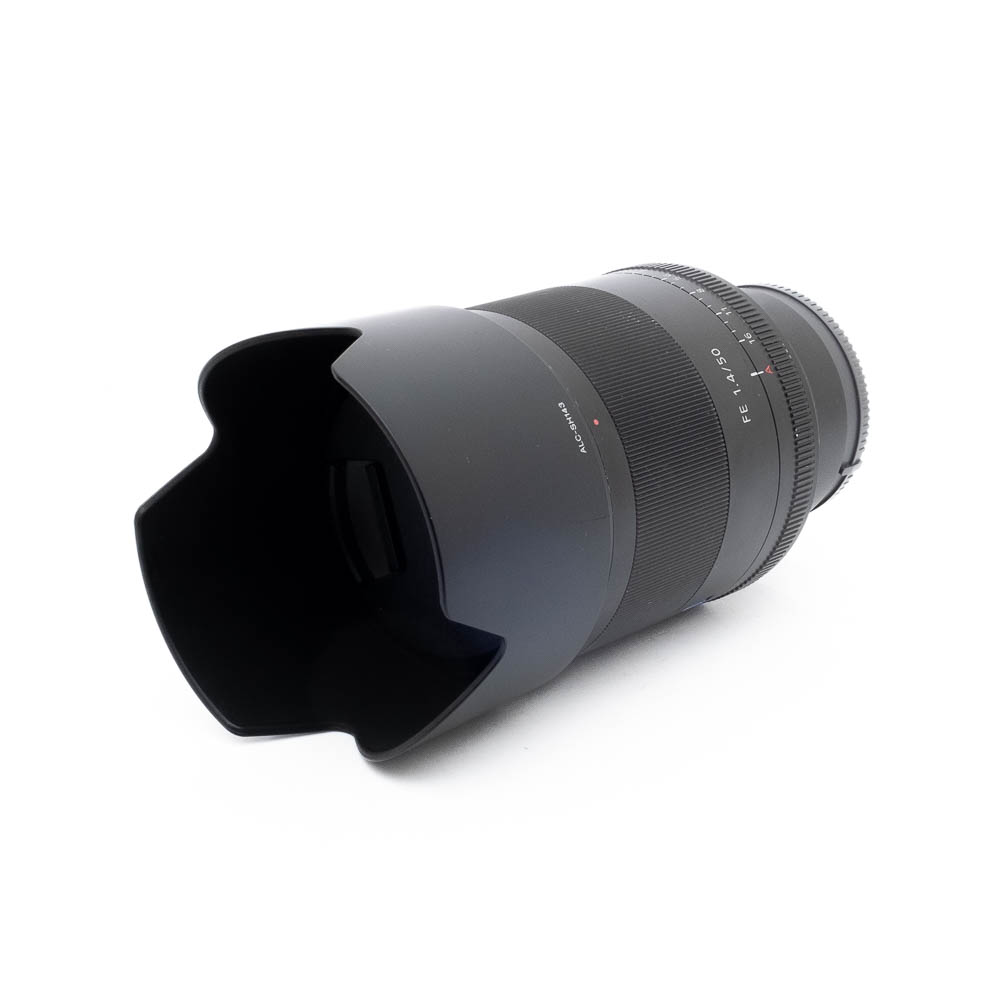 Sony FE Planar T* 50mm F1.4 ZA (sis. ALV 25,5%) - Käytetty
