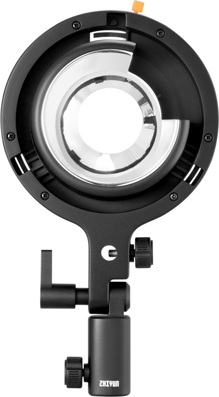 Lähikuva Zhiyun Bowens Mount Adapter A:sta (ZY Mount for Molus G60), jossa on pyöreä muotoilu, jossa on keskellä heijastin, joka on kiinnitetty säädettävään kiinnikkeeseen ja jonka pohjassa on Zhiyun-merkki.