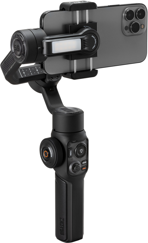 Zhiyun Mobile Gimbal Smooth 5S AI on musta älypuhelinten käsivakaaja, jossa on useita säätöpainikkeita ja valitsimia kahvassa asetusten ja kamerakulmien säätämiseen.