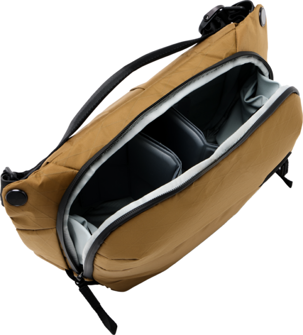 800q-04_127962 Peak Design Everyday Sling v2 6L - Coyote