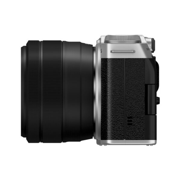 Fujifilm X-M5 + XC 15-45mm f/3.5-5.6 - Silver