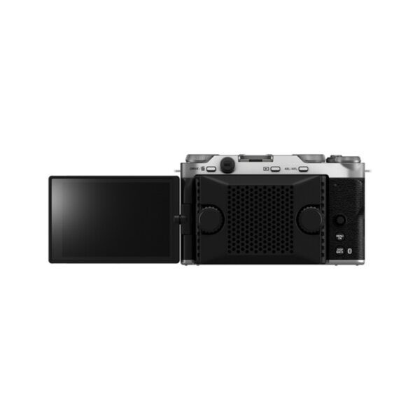 Fujifilm X-M5 + XC 15-45mm f/3.5-5.6 - Silver