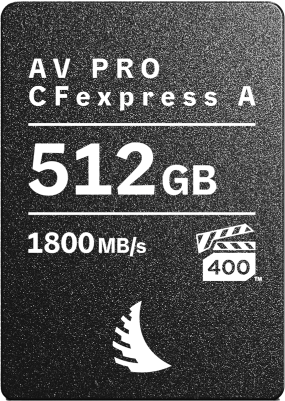 Lähikuva Angelbird CFexpress Type A -muistikortista (512 Gt, VPG400), jonka lukunopeus on 1800 MB/s ja kirjoitusnopeus 1650 MB/s. Kortissa on myös 400-merkkinen klapikorttikuvake.