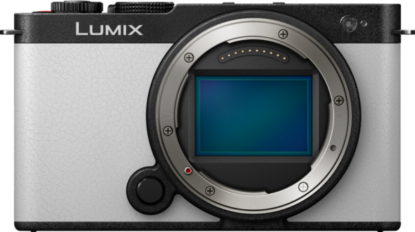 Panasonic Lumix S9 -järjestelmäkamera, Smokey White