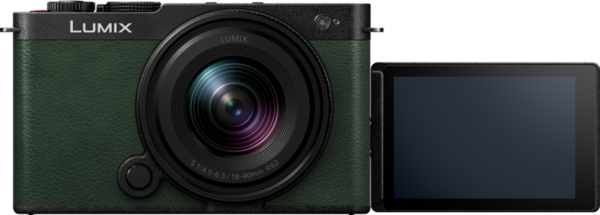 Panasonic Lumix S9 Dark Olive + 18-40mm f/4.5-6.3