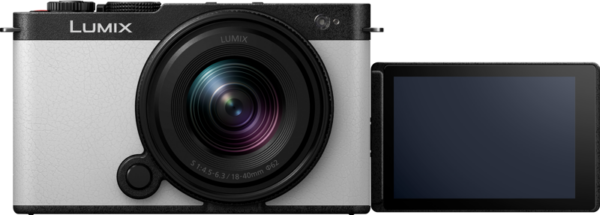 Panasonic Lumix S9 Smokey White + 18-40mm f/4.5-6.3