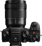 Panasonic Lumix S5D + 28-200mm f/4-7.1 Macro