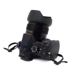 Panasonic Lumix FZ1000 - Käytetty