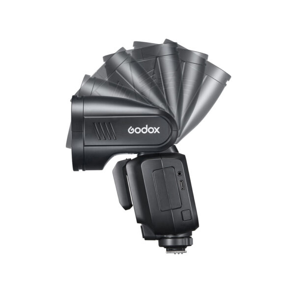 Godox Speedlite V100 flash for Canon cameras
