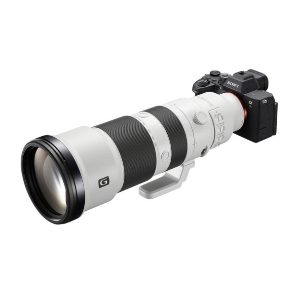 Sony FE 400-800mm F6.3-8 G OSS -objektiivi