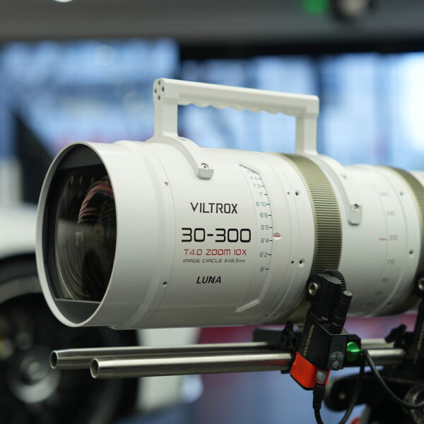 Viltrox LUNA 30-300mm T4.0 10x Cine Zoom