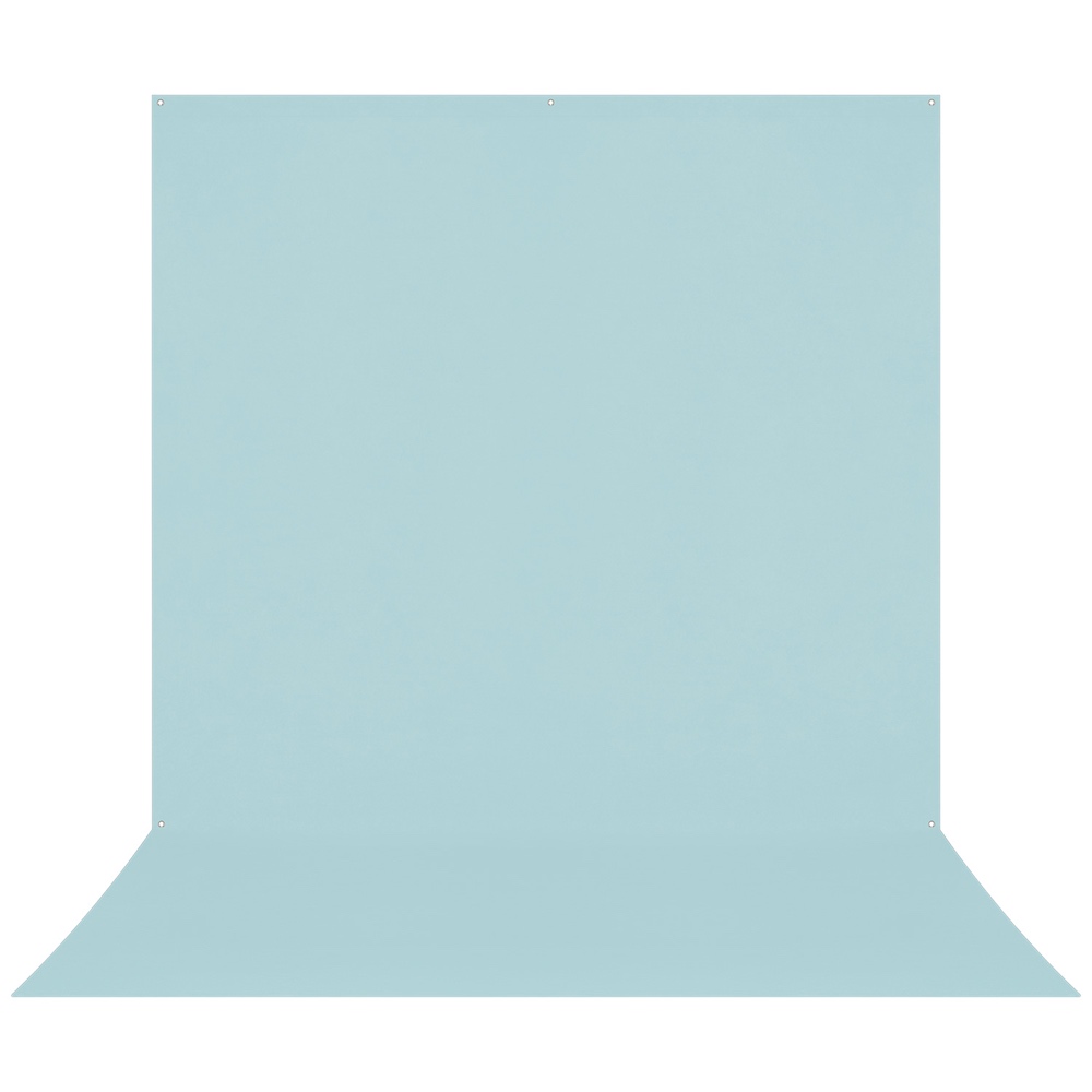 Westcott X Drop Pro Wrinkle-Resistant Backdrop Pastel Blue Sweep (2,4 x 4 m) tarjoaa saumattoman, pehmeän siirtymän pystysuorasta vaakasuoraan, mikä takaa puhtaan taustan, joka sopii täydellisesti valokuvaukseen tai videokuvaukseen.