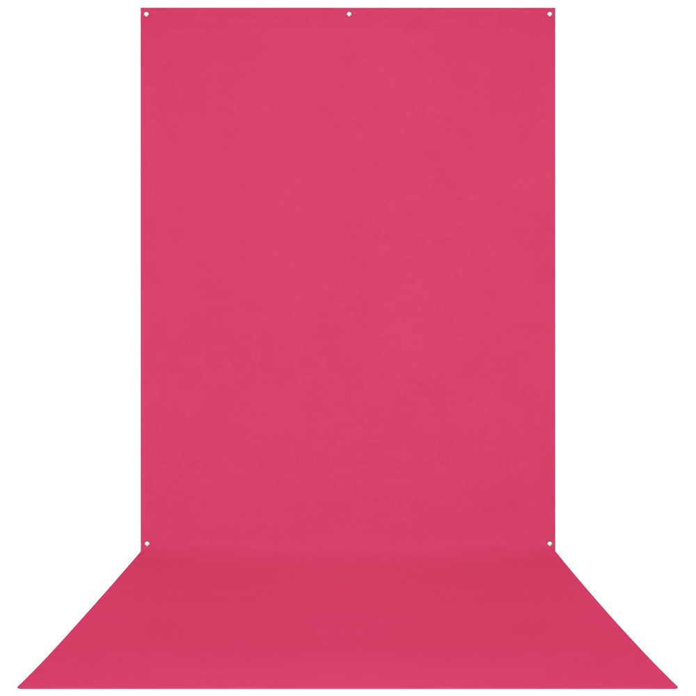 Westcott X Drop Wrinkle Resistant Backdrop - Donker Pink Sweep (152 x 366 cm) on saumaton, kiinteä, vaaleanpunainen tausta, jossa on pienet reiät yläreunan lähellä ripustusta varten ja joka ulottuu tasaisesti seinältä lattialle.