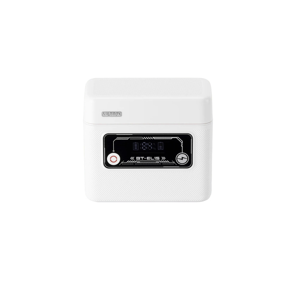 White rectangular Viltrox camera battery charger case for Power Bank Nikon EN-EL15 with black control panel, buttons, digital display and BT-EL15 label on the front. The VALTOX branding appears in the top left corner.