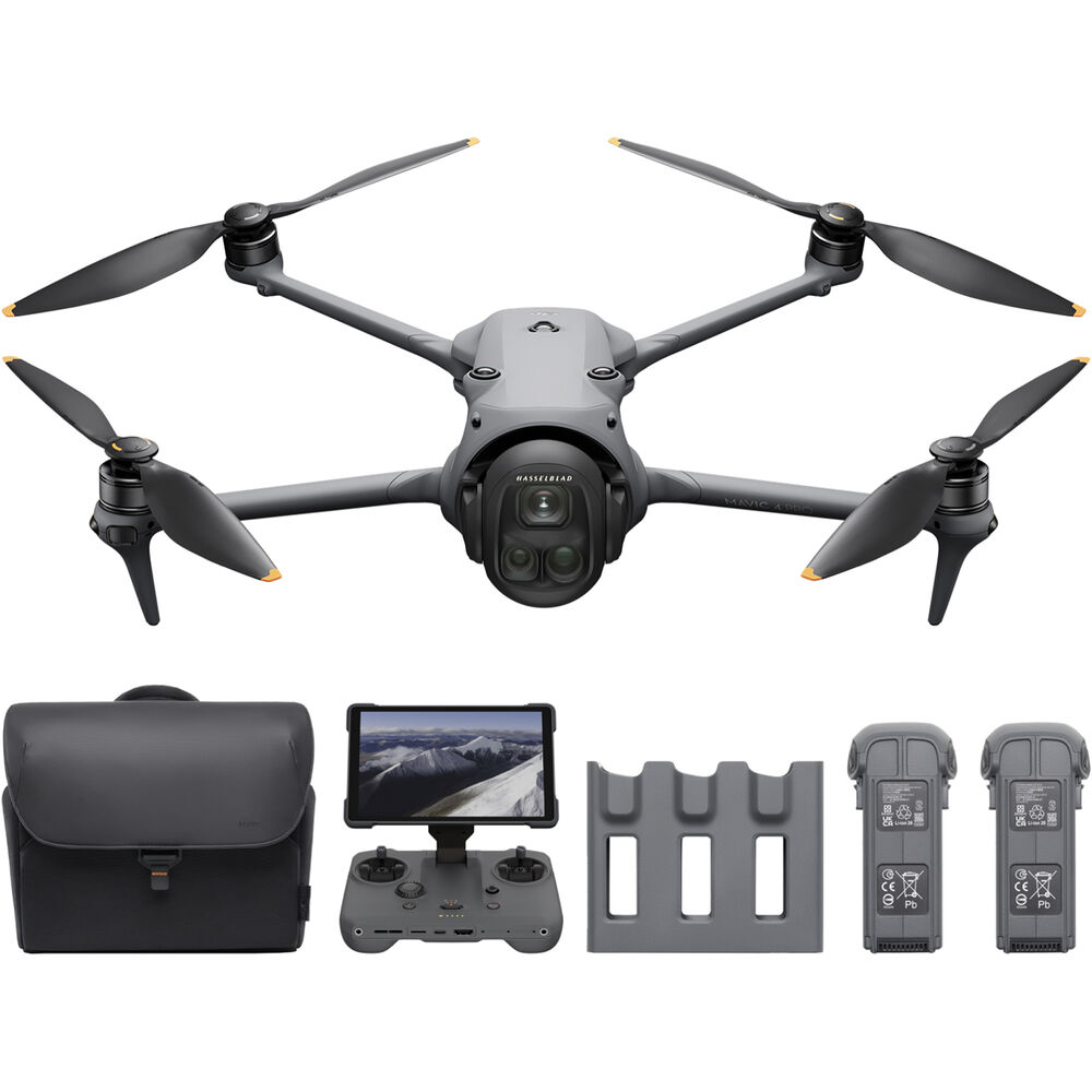 DJI Mavic 4 Pro 512GB Creator Combo (DJI RC 2) -lennokki on musta, siinä on kamera, ja sen mukana toimitetaan kantolaukku, näytöllä varustettu kauko-ohjain, akun latauskeskitin ja kaksi lisäakkua.