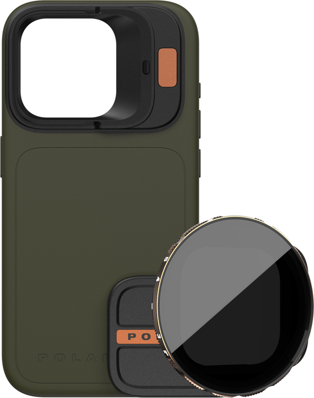 PolarPro-pakkaus sisältää metsänvihreän LiteChaser iPhone 15 Pro Max -kotelon, jossa on suuri kamera-aukko ja VND 3-5-suodatin, jossa on musta lasipinta ja oranssilla korostettu korkki.