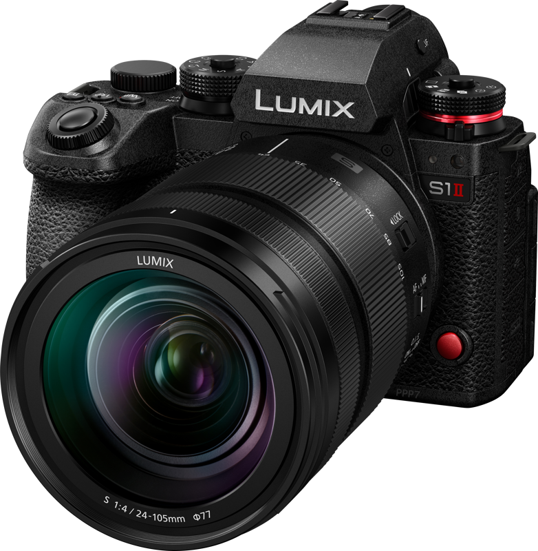 Panasonic Lumix S1 II + Lumix S 24-105mm f/4, jossa on kuvioitu musta runko ja säätöpyörät, näkyy tavallista taustaa vasten.