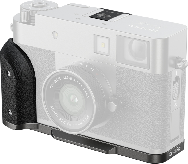 SmallRig 5217 L-muotoinen kiinnityslevy, jossa on silikonikahva FUJIFILM X:lle, puoliksi hiilenhopea, kiinnitetään hopeanvärisen Fujifilm-kameran pohjaan ja kylkeen, mikä parantaa käsittelyä ja tarjoaa kuvioidun otteen.