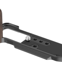 SmallRig 5261 L-Shape Mount Plate with Wooden Handle for Fujifilm X-M5 - frame