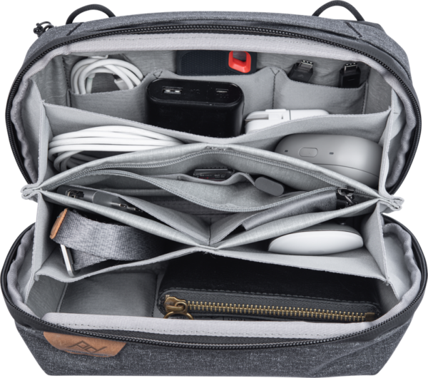 Peak Design Tech Pouch // Charcoal
