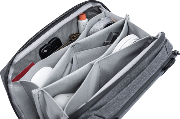 Peak Design Tech Pouch // Charcoal