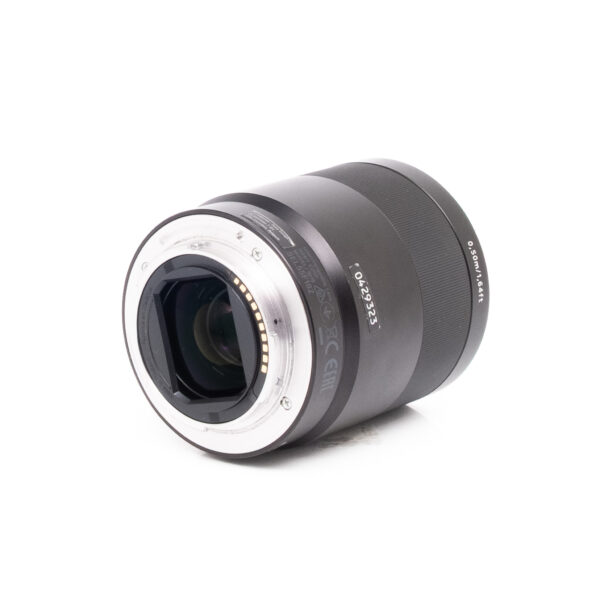 Sony FE Sonnar T* 55mm f/1.8 ZA - Käytetty